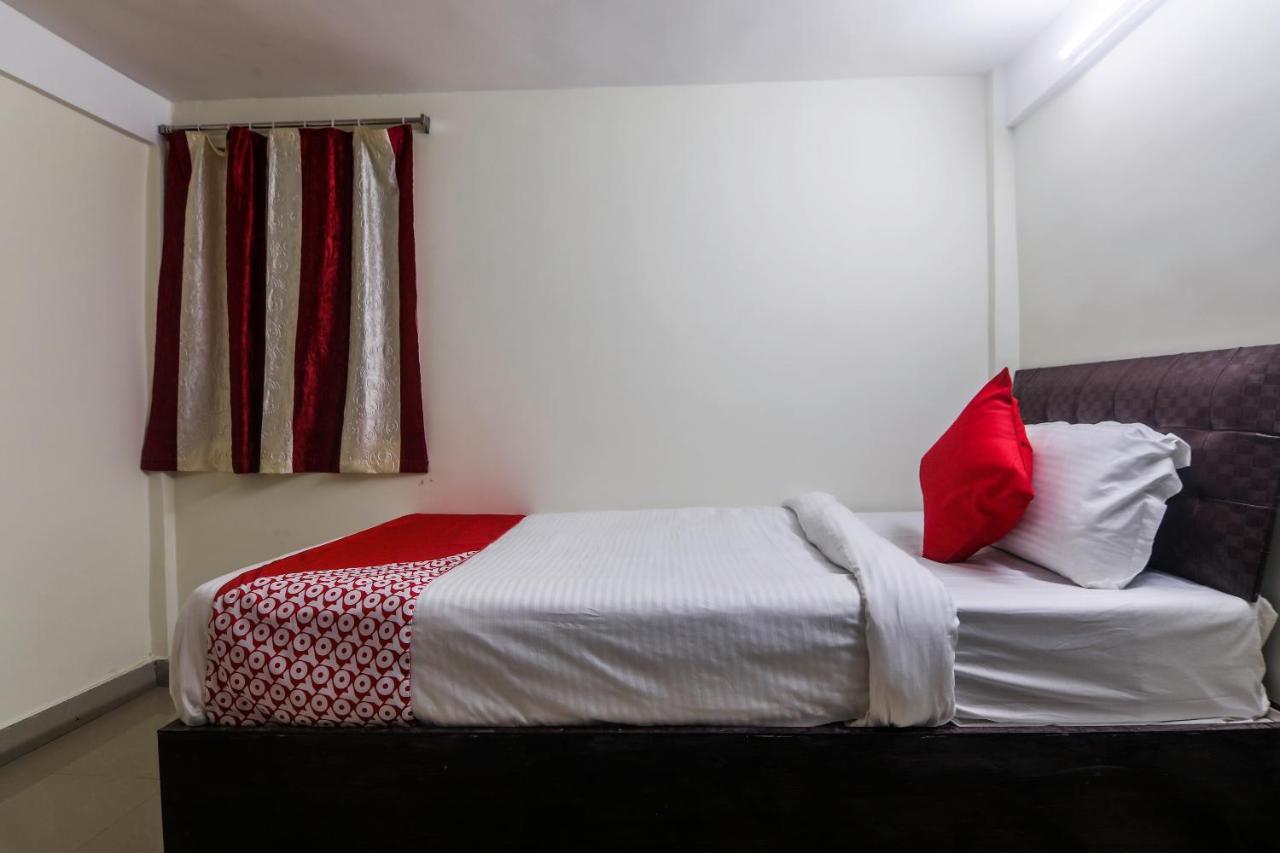 Oyo 18759 Nirvana Guest House ชิลลอง ภายนอก รูปภาพ